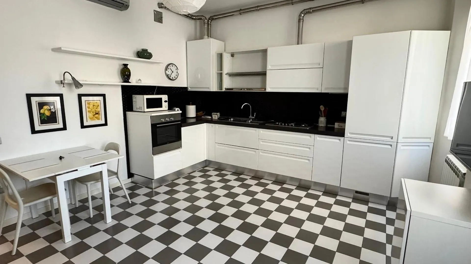 Celestia Canal View Velence Apartman